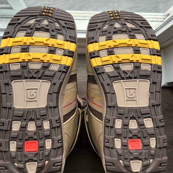 Mens Size 10.5 Burton Free Style Snowboard Boots - Picture 3 of 5